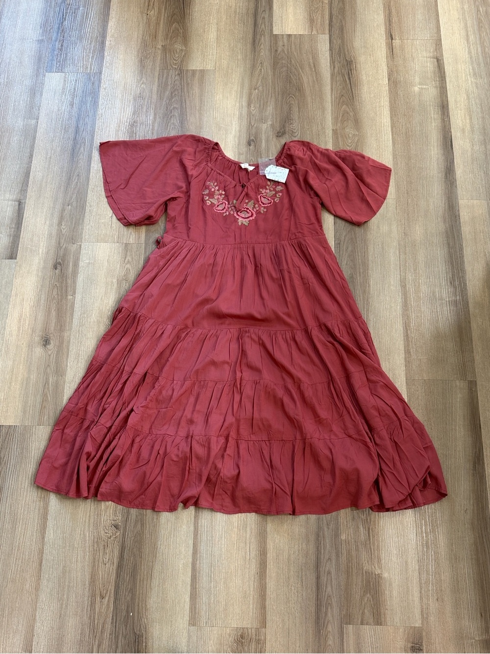NWT April Cornell Muse Dress in Wine Red Floral Midi Tie Back Tiered Size Medium - Picture 2 of 14